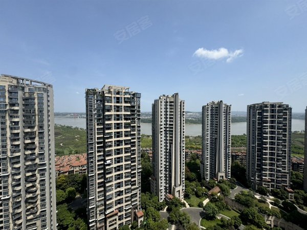 泸州江阳张坝碧桂园生态城碧桂园精装两房 两个卧室一样大空调家具