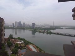 武汉东西湖金银湖万科高尔夫城市花园 一线湖景，精装 电梯2房出租房源真实图片