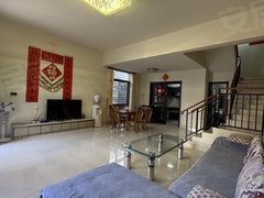 台山台城台城城区碧桂园别墅室内180方花园90方三房二厅三卫3700方便停车出租房源真实图片