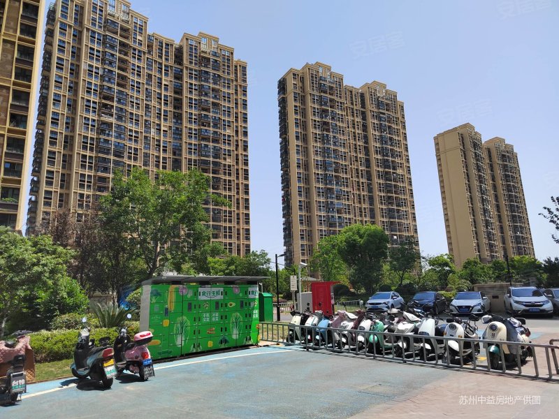 急售南山维拉南北通透清水毛坯三房诚心出售随时看房