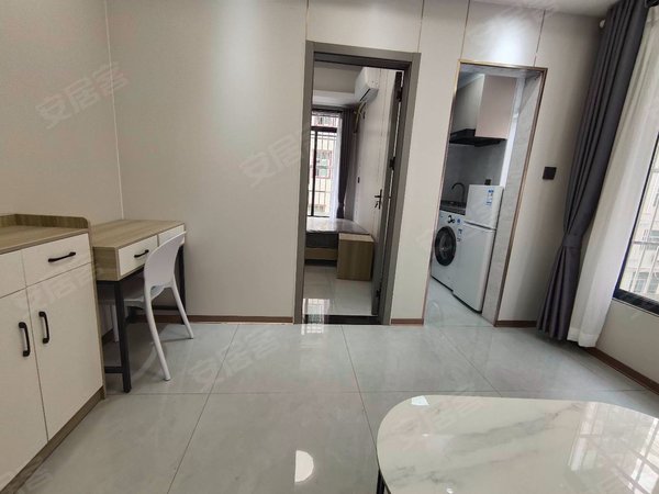 【多图】南昌二队,固戍租房,固戍地铁站200米 超大一房一厅高层带电梯