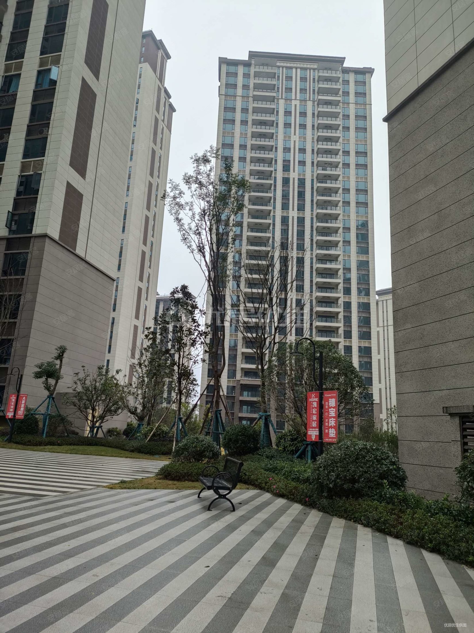 2室52万元保利溪湖精装84平朝向南北