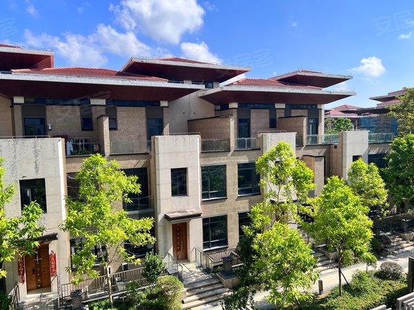 珠海横琴横琴口岸华融琴海湾(别墅)新上架模琴口岸别墅带电梯5房5卫带