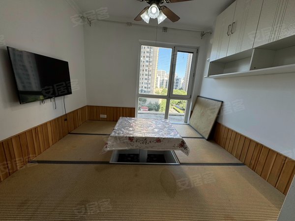 沈阳大东东站国瑞城国瑞城 精装一室 位置好 可拎包入住 随时看房出租