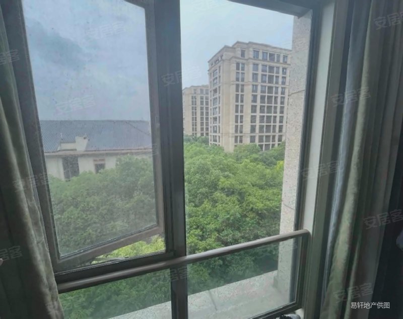 上海房产网>上海二手房>普陀二手房>长风二手房>上河湾>800_634