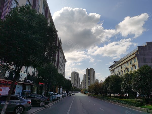 金华东阳横店华夏大道216号小区华夏大道216号小区 1室1厅1卫 精装修 电梯房 有阳台出租房源真实图片