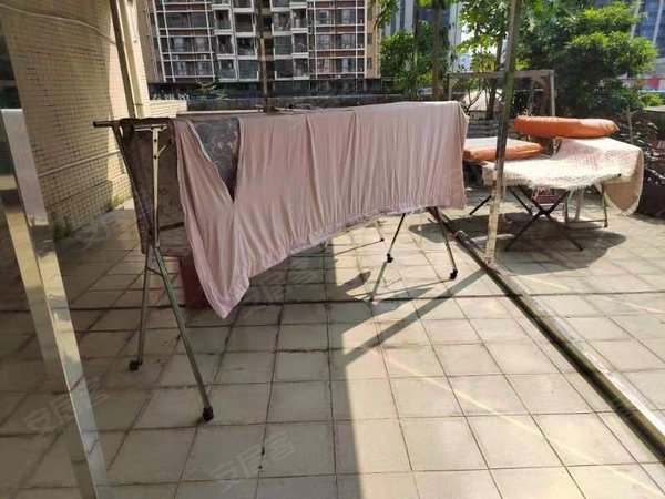 深圳宝安沙井丽沙花都天虹商场,丽莎花都,市民广场办租赁合同出租房源