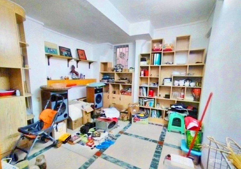 鸿业大厦 电梯房 打4折出 近地铁 交通便捷 精装可拎包入住