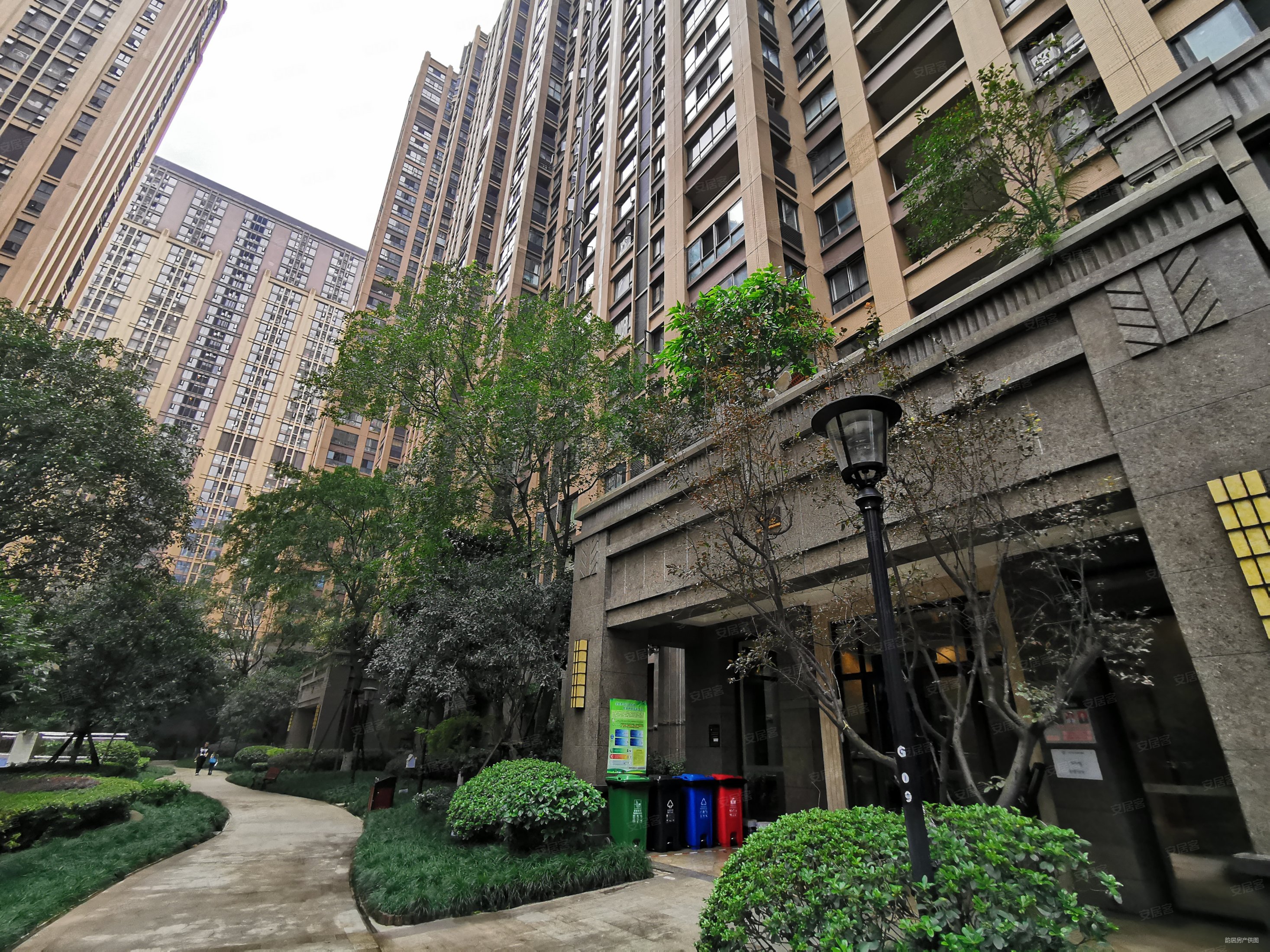 城南棕北川大望江站旁保利中心标准套五带衣帽间南北通透