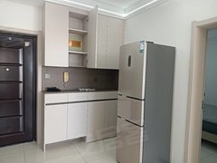 三门峡湖滨湖滨城区紫薇天枢，精美装修，出租，有钥匙随时看房，两室一厅。出租房源真实图片