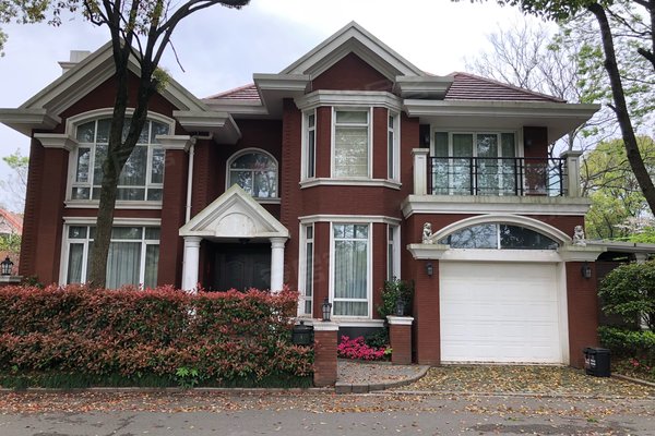 西郊紫郡怎么样,好不好_中介房产经纪人:姜敏对西郊紫郡的评价-上海安