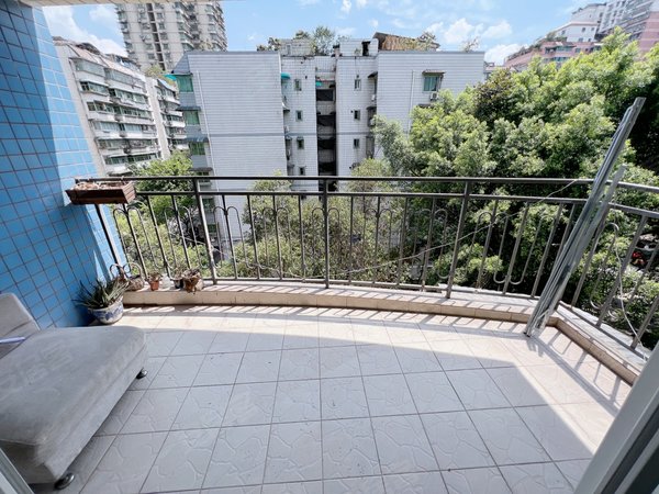 重庆渝北龙溪时代绿苑(二期)可短租 大龙山 龙脊广场 房间大采光好