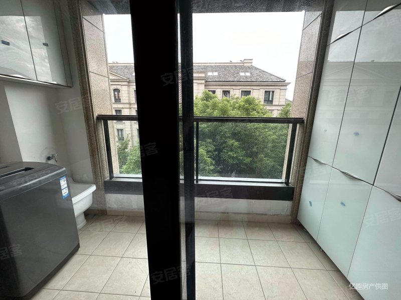 上海房产网>上海二手房>浦东二手房>唐镇二手房>绿城玉兰公馆(公寓