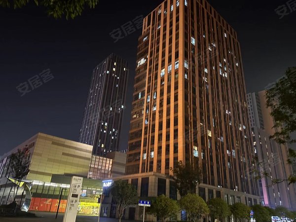 南昌青山湖南京东路华润万象汇(商住楼)工作室的看过来啦!