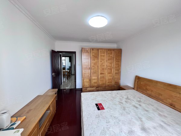 大丁佳苑精装三室两卫 设施齐全 拎包入住出租房源真实图片