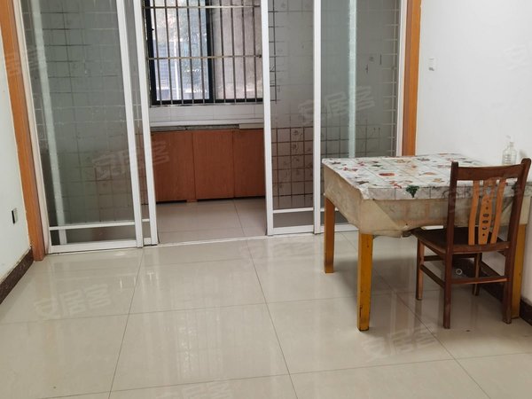 宿迁泗洪县泗洪开发区富康花园富康花园 2室2厅1卫 86平方,有储藏室