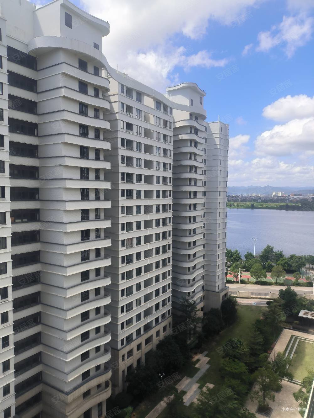 大东湖悦海湾商品房住宅70年产权简单装修两室一厅一卫