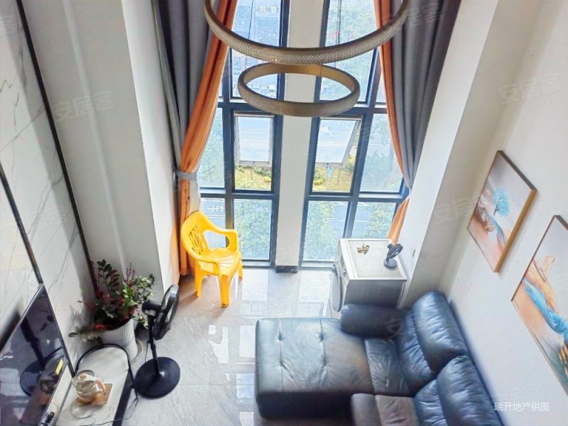 壹号公馆 有电梯 双卫 医疗配套成熟 楼龄新 商圈成熟