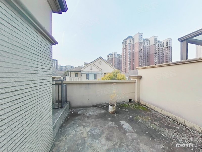 顾村公园双轨交别墅,保利品质!近华山北院!毛坯钥匙随时看