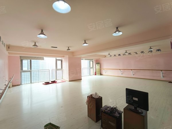 重庆江北观音桥红鼎国际名苑观音桥天街北岸星座旁红鼎国际c座170平