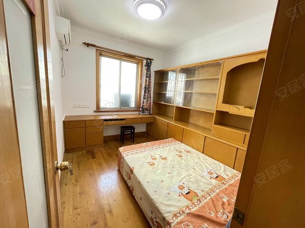 宁波江北文教国泰花园急急急租 近地铁站 家电齐全民用水电拎包入住