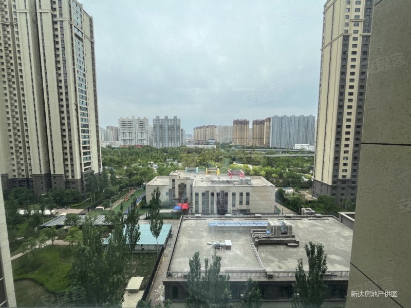 富力天禧城a区 南北通透 大宽厅落地窗 精装 可观景 本满二