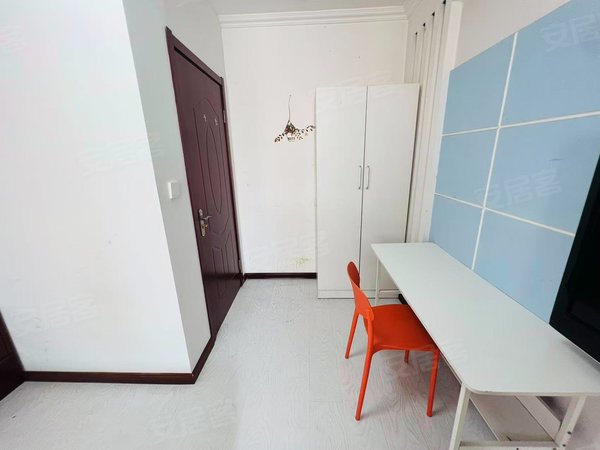 大连沙河口星海广场星海二街小区精装星海广场月付包网 近会展中心 医大二院 地铁口旁出租房源真实图片