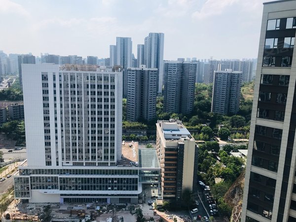 重庆江北江北嘴保利观澜(二期)江北区 楼下就是轻轨站!次新小区!