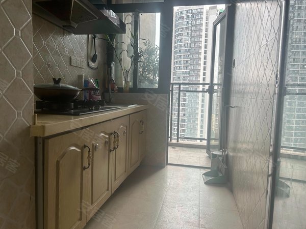 重庆渝北渝北黄泥磅上品拾陆上品十六  精装修一房出租 随时看房子