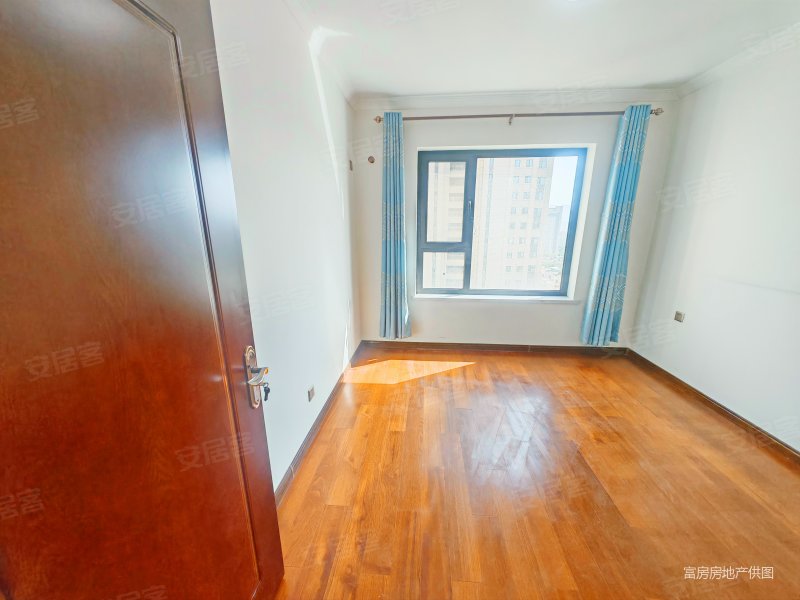 20年新装修 中高楼层明星物业 brt主干道 近中海天街,中海兰庭二手房