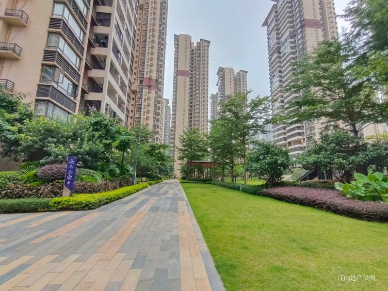 南宁房产网>南宁二手房>良庆二手房>五象大道二手房>万科金域蓝湾>800