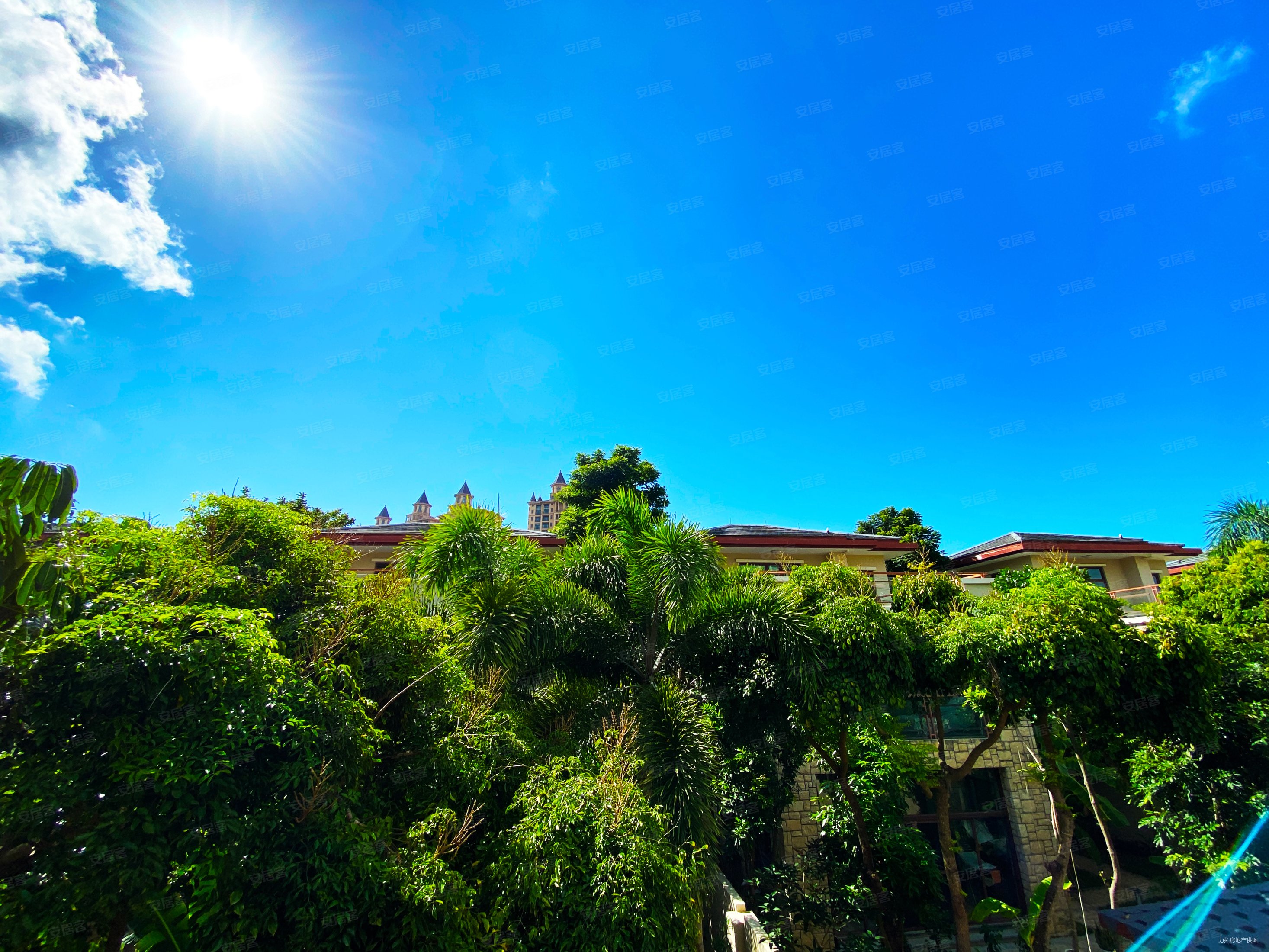 三亚市清水湾雅居乐碧海帆影七十年产权别墅)296平,业主急售