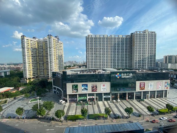 广州海珠广州大道南合生广场合生广场 南向豪华一房 干净漂亮 家电