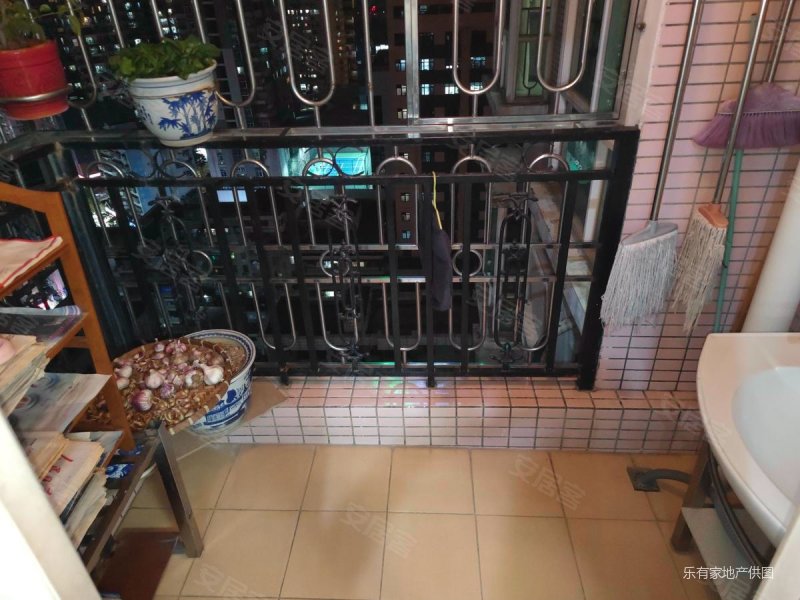 福盛大厦新出笋盘高楼层东南向均价8万业主急售看房方便