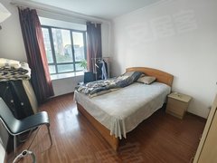 上海长宁北新泾新上带车位！2号线淞虹路地铁电梯一房一厅！拎包入住！出租房源真实图片