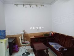 铜仁思南思南城区3楼一小前门两室一厅一厨一卫，位置好，离学校近出租房源真实图片