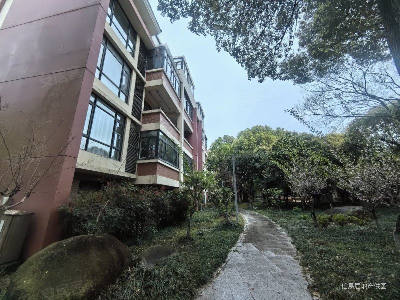 苏州房产网>苏州二手房>工业园二手房>双湖二手房>金鸡湖花园>800_600