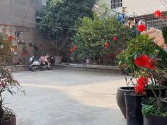 钟祥钟祥城区钟祥市区莫愁三路沟西二巷18号小区 1室0厅1卫出租房源真实图片