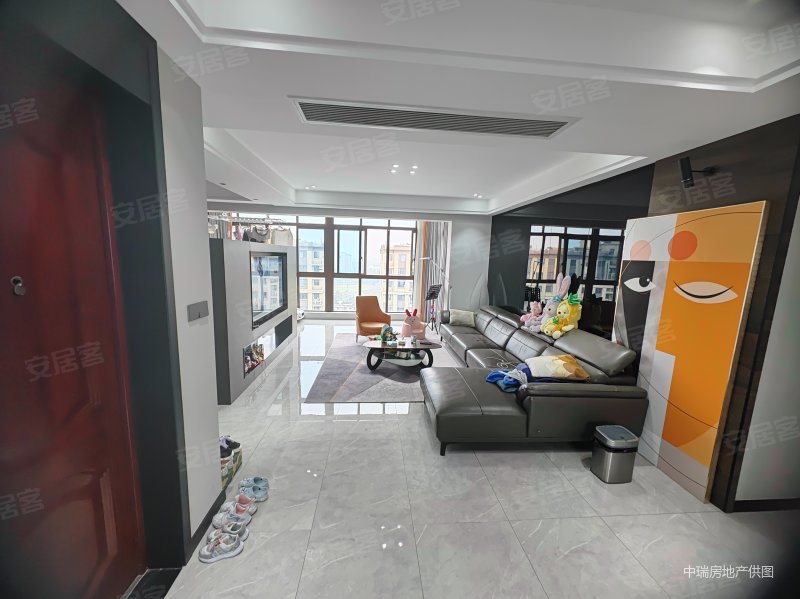 金麟府13659平398万3室2厅2卫