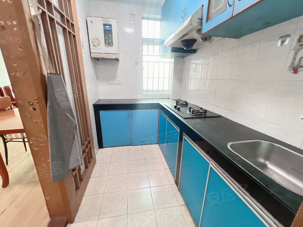 珠海香洲凤凰北鸿福大厦情侣路旁 鸿福大厦 实用电梯2房 急租 随时