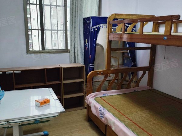 珠海香洲柠溪华丽花园华丽花园精装大三房出租 ,通风采光很好出租房源