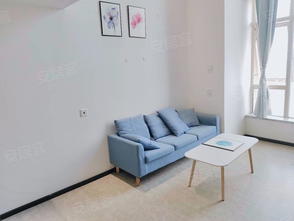 昆明五华泛亚科技新区新城吾悦广场吾悦广场卡卡公寓跃层一室 地铁4号