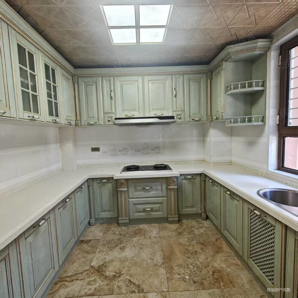 富丽华庭4室2厅1卫182.01㎡南北92.5万