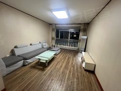 青岛莱西周格庄林语家园里面精致三室出门就是市场生活真方便适合住家的出租房源真实图片