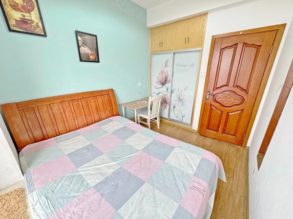 长沙雨花井湾子金领家族无中介租房子 金领家族 林科大 井湾子家具城