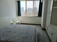 建湖五洲国际商贸城建湖工业园五洲国际公寓朝南,精装1室1厅1卫,样样齐全拎包即住!出租房源真实图片