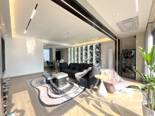 南昌西湖云飞路中粮建发祥云悦府次新小区 中粮建发祥云悦府 豪华装修三房拎包入住大悦城地铁口出租房源真实图片