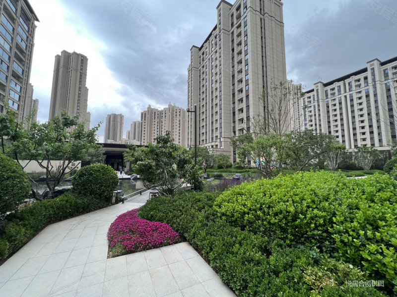 七子连湖中海河山郡中海世家143平米豪华装修落地窗