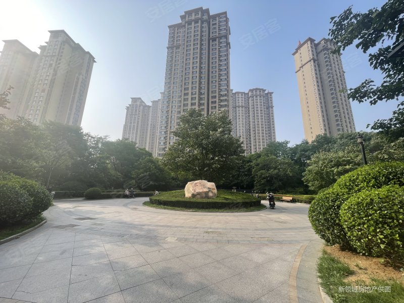 紫城秦皇半岛 全阳两居室 精装 带下房 价格小谈 房主诚心出