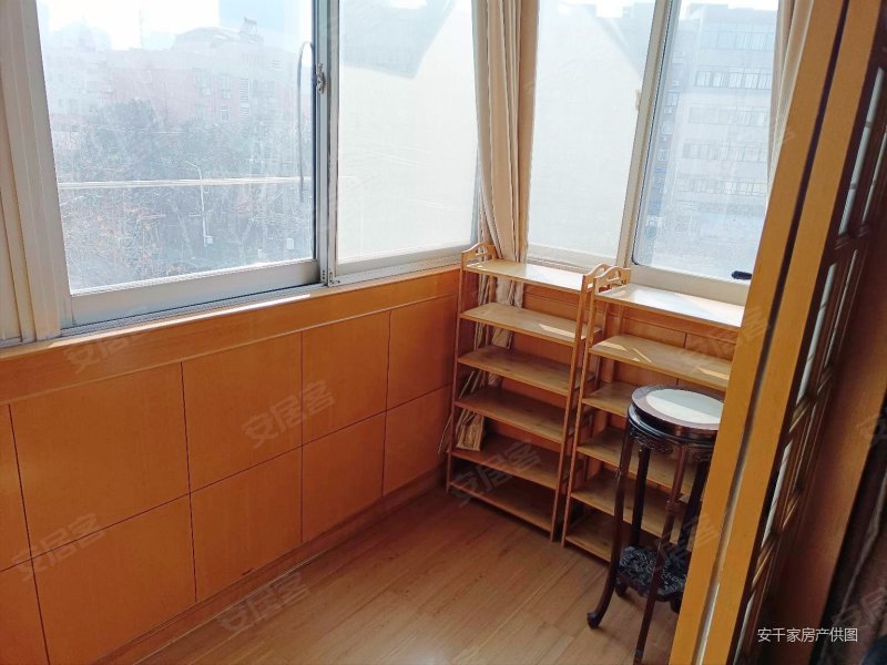 天福园中间楼层改善好房采光很好边户全明看房方便